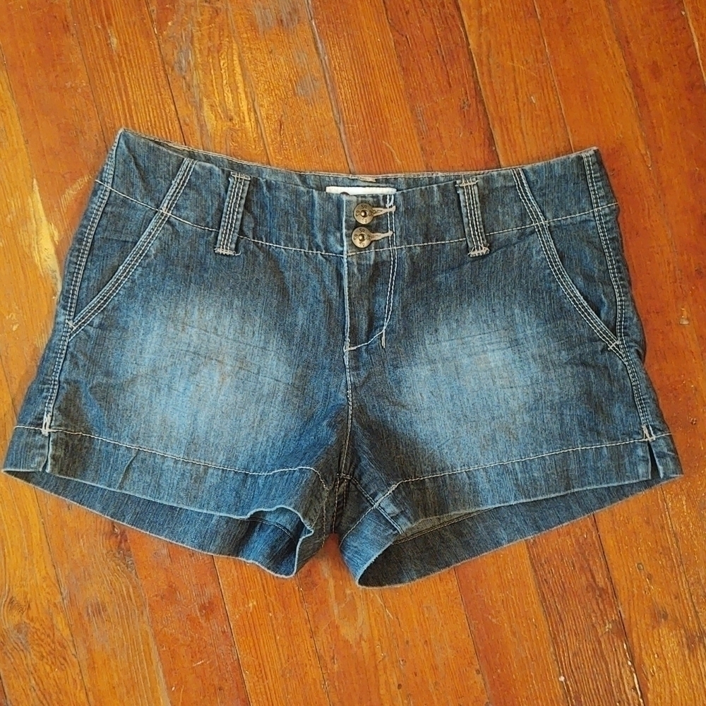 So Dark Wash Mid-Rise Jean Denim Shorts Sz 11